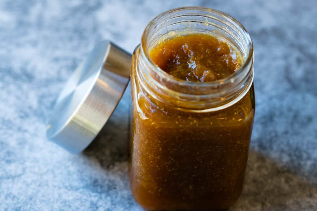 Store Chinese brown sauce in a sealed jar.