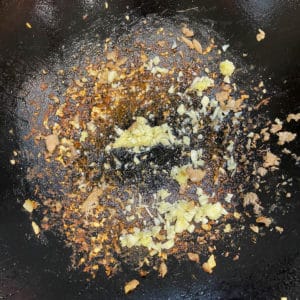 The same cooking pan makes a brown sauce with more depth of flavour.