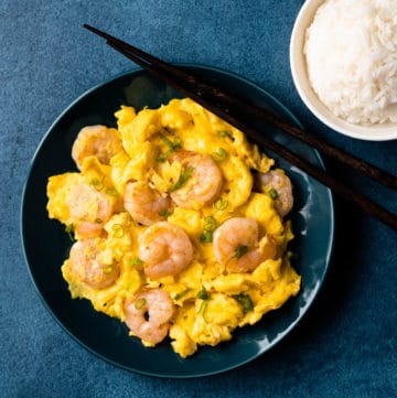 Silky and Fluffy Shrimp Omelet (Chinese Style)
